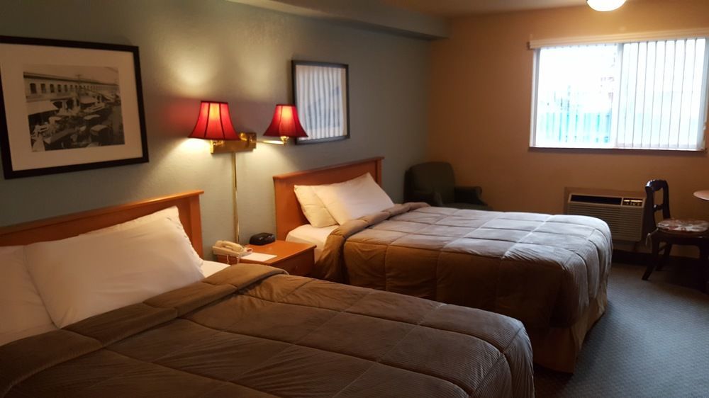 Americas Best Value Inn Lynnwood Exterior foto
